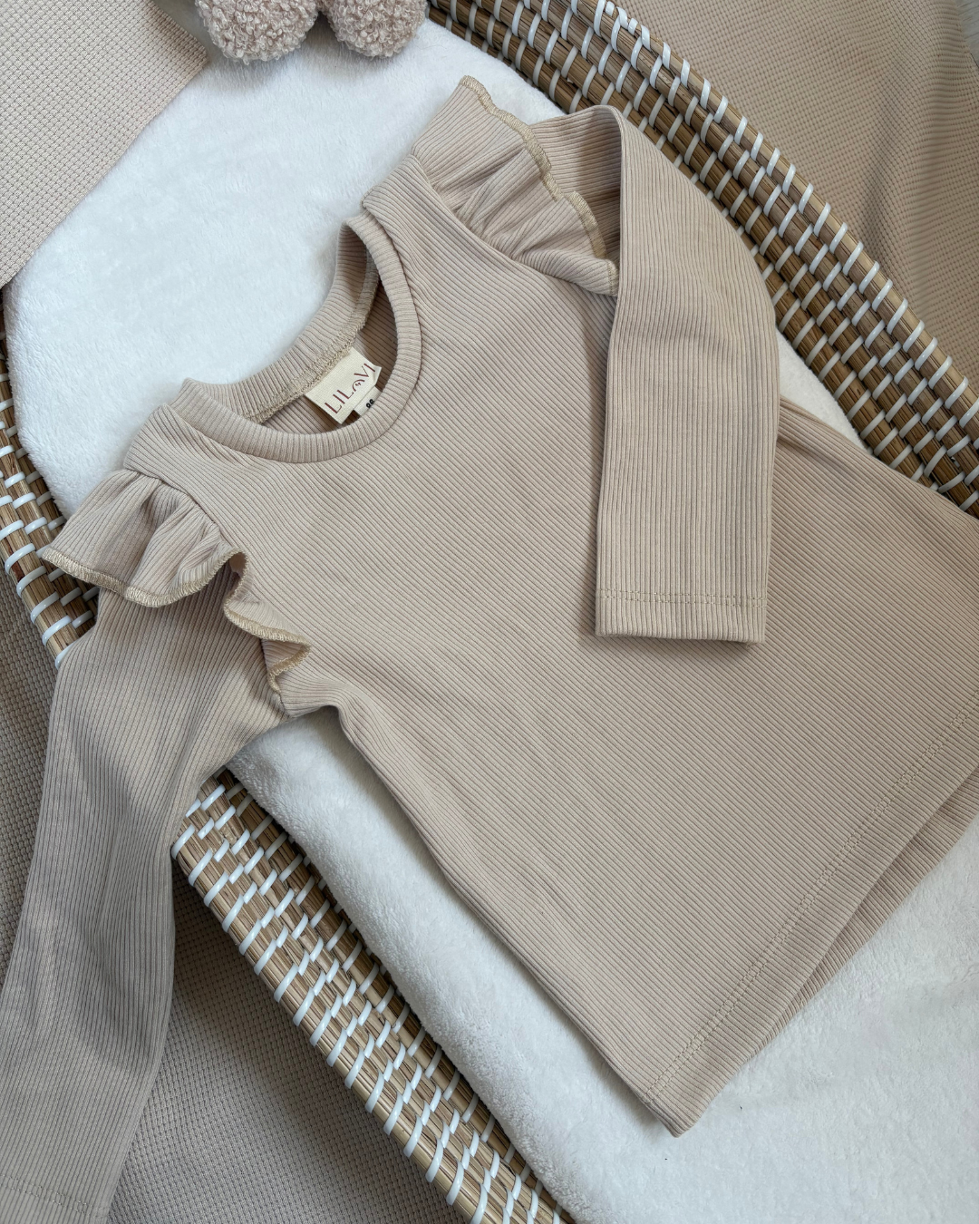 Ruffle Shirtje Benthe
